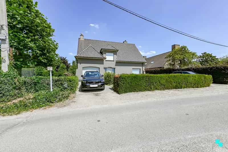 Huis te huur Ardooie: Ruime woning 4 slaapkamers nabij E403