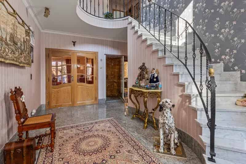 Exclusieve Villa te Linkeroever Nabij Sint Annabos