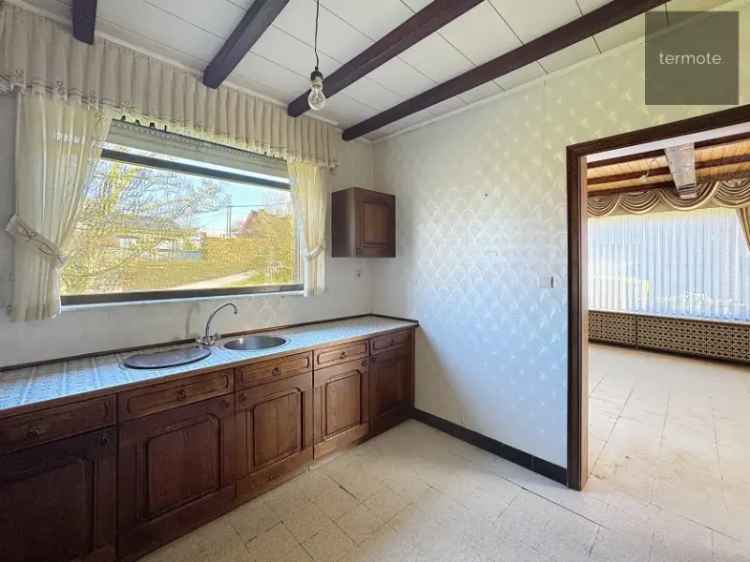 Huis te koop: Vrijstaande woning te renoveren
