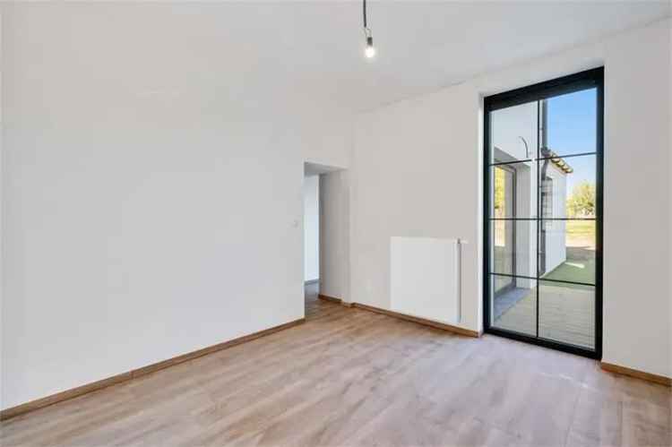 Huis te Koop Moorsel 4 slaapkamers Gerenoveerd