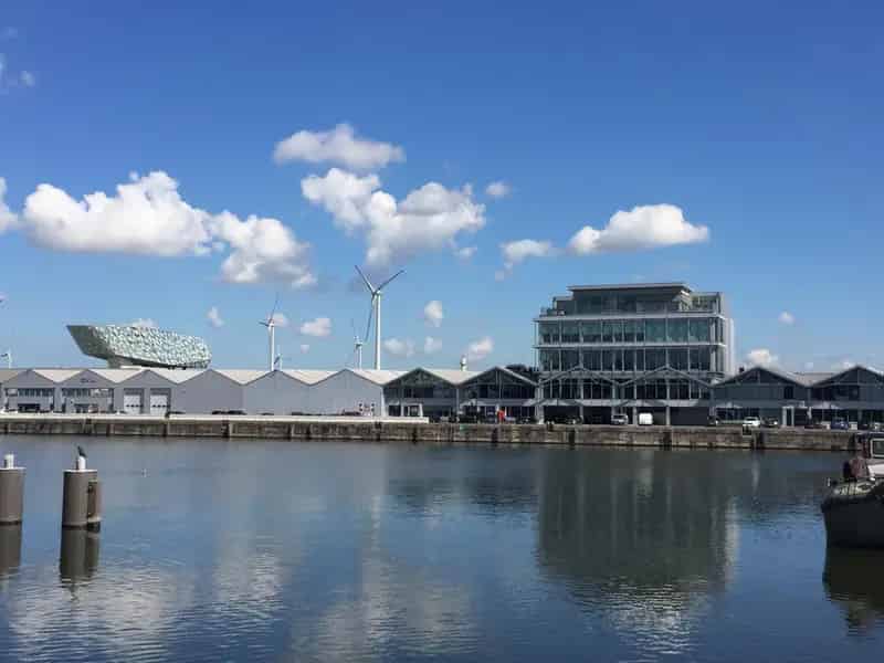 Instapklaar Kantoor te Huur Antwerpen