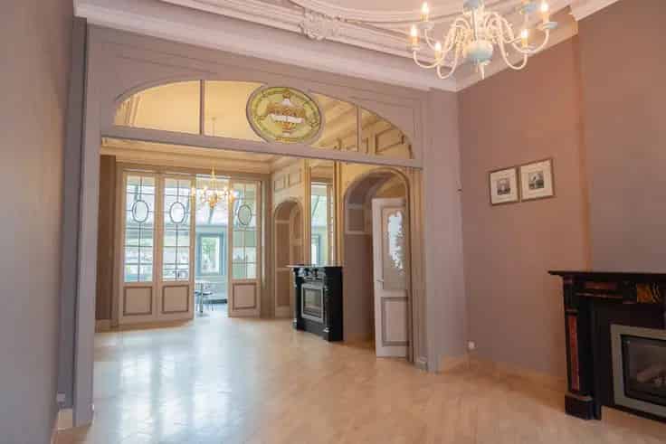 Herenhuis te koop nabij Place d Herseaux 250m2