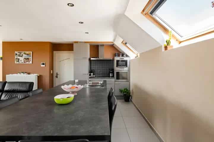 Appartement te Koop Vilvoorde - Lichtrijk Dakappartement