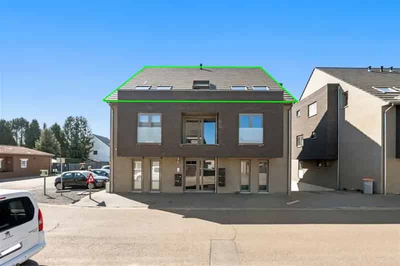 Instapklare Penthouse 2 Slaapkamers Maasmechelen