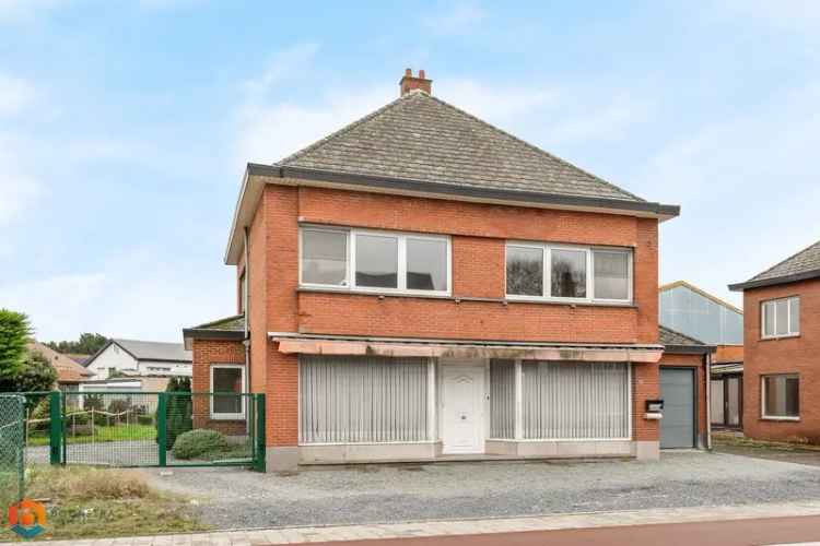 Huis te koop met tuin en garage in Putte