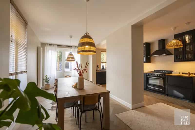 Gerenoveerde hoeve te koop 413m² 4 slaapkamers 3 badkamers