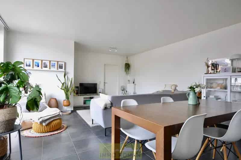 Appartement te huur Berchem Centrum Ruim Terras 2 slaapkamers