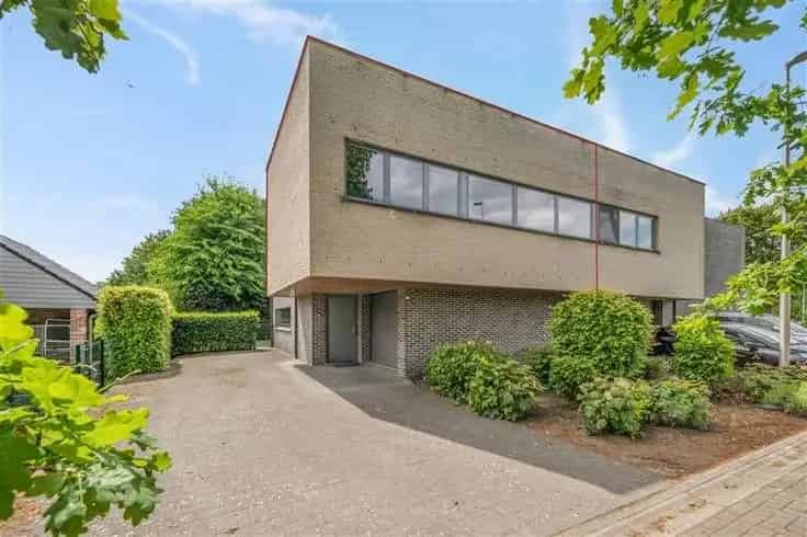 Huis Te Koop Genk 3 slaapkamers Instapklaar