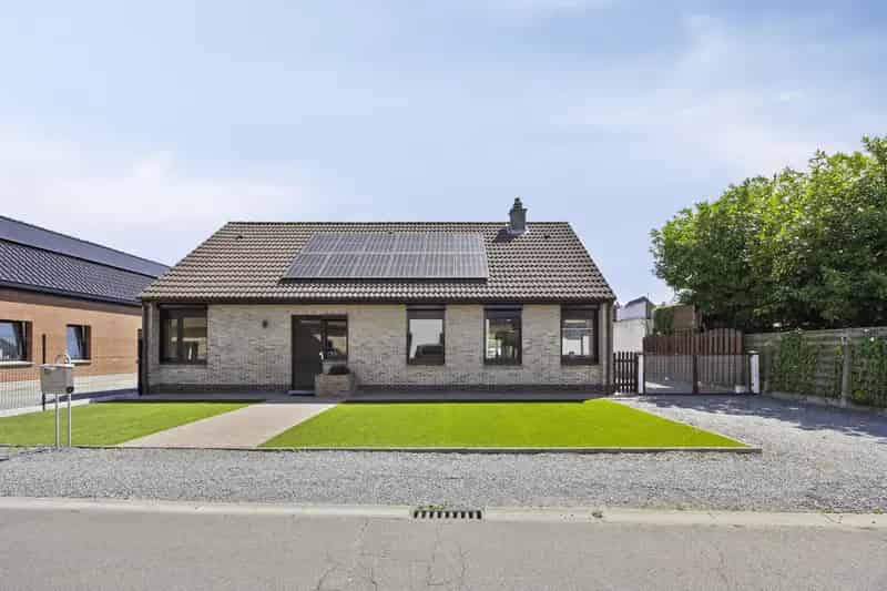 Halfopen bebouwing te huur 2 slaapkamers Denderleeuw