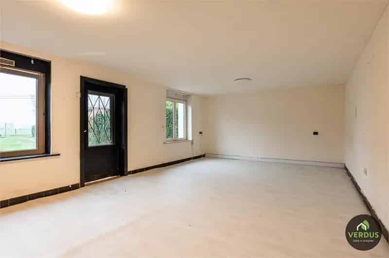 Huis te koop Oostwinkel 2 slaapkamers Grote tuin Renovatie of nieuwbouw
