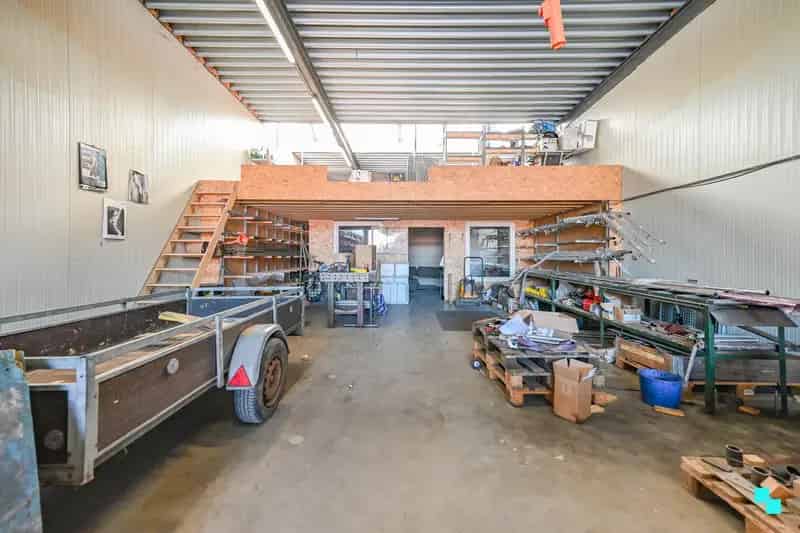 Ruime Loods 172m2 Sectionaalpoort