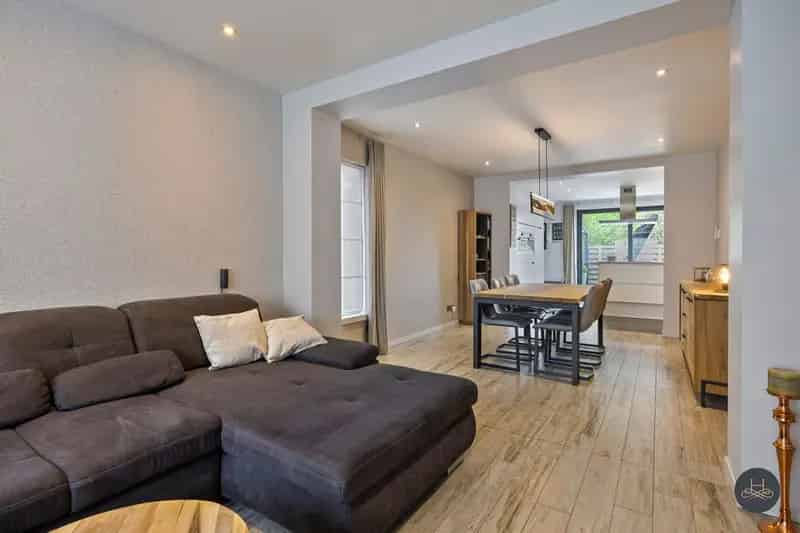 Instapklare gerenoveerde woning