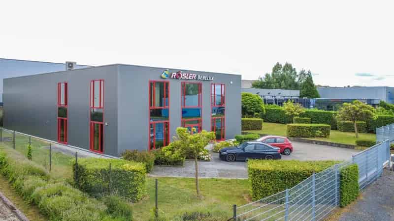 Ruim Industrieel Gebouw Te Koop
