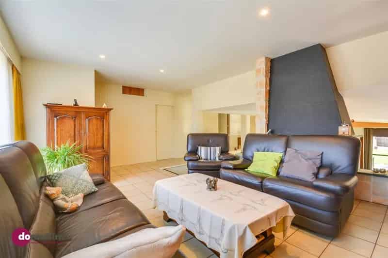 Karaktervolle woning met loftgevoel nabij Hever centrum