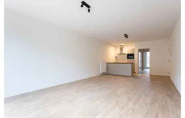 Huur 1 slaapkamer appartement van 92 m² in Antwerp