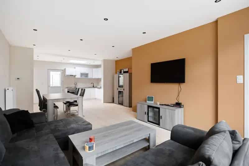 Gerenoveerde woning 3 slaapkamers te koop