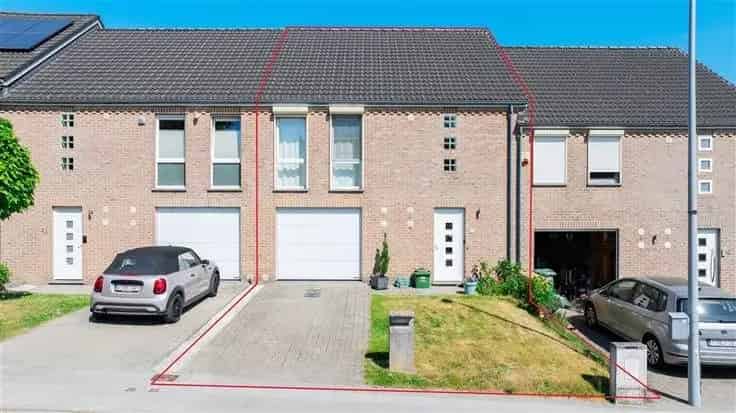 Huis te Koop Rocourt: 2 slaapkamers, tuin, garage