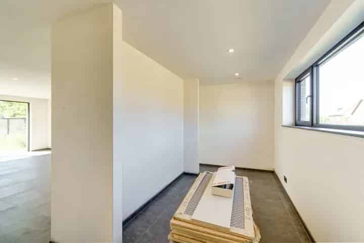 Nieuwbouw met 3 SLPK, bureau, dressing en zolder in Westerlo