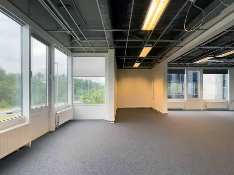 Kantoorruimte te huur Zwijnaarde 738m² nabij E17 E40 R4