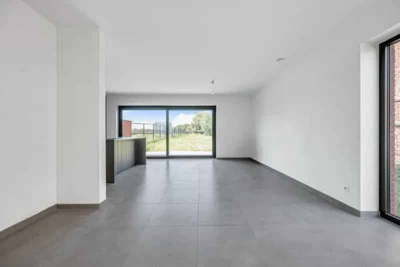 Nieuwbouwwoning te koop 768m2 5 slaapkamers A+
