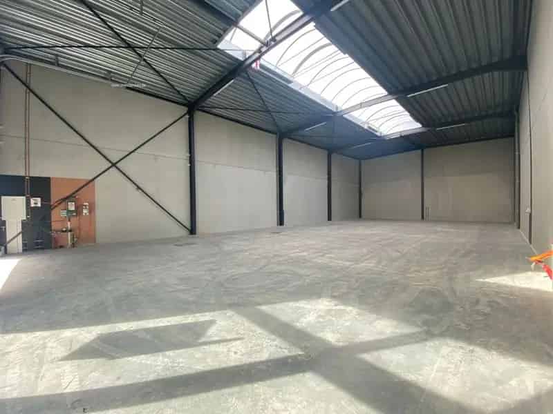 Nieuwbouw Bedrijfsgebouw te Huur Jabbeke