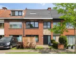Huis te koop Ekeren 3 slaapkamers tuin renovatie
