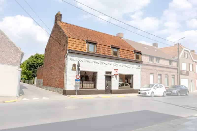Huis te koop te renoveren Heestert 5 slaapkamers grote tuin