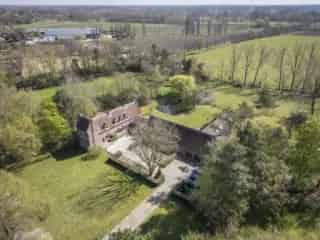 Herenhoeve te koop Eksaarde - 5 slaapkamers - Wellness - Feestzaal