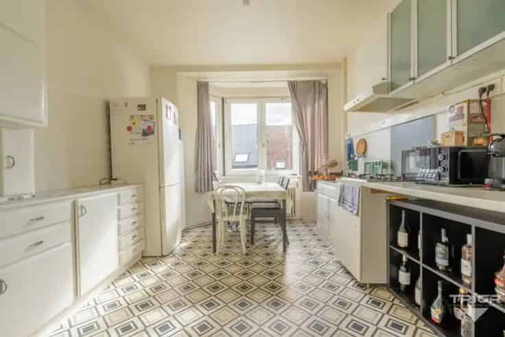 Appartement 1 Slaapkamer Te Koop Nabij Winkels