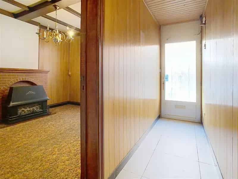 Te renoveren stadswoning 2 slaapkamers tuin 1a 25ca