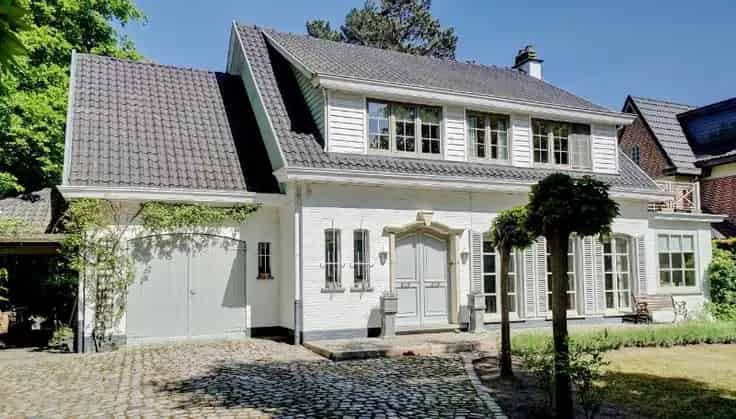 Villa Te Koop 300m2 4 slaapkamers Rustig gelegen Nabij Imeldaziekenhuis