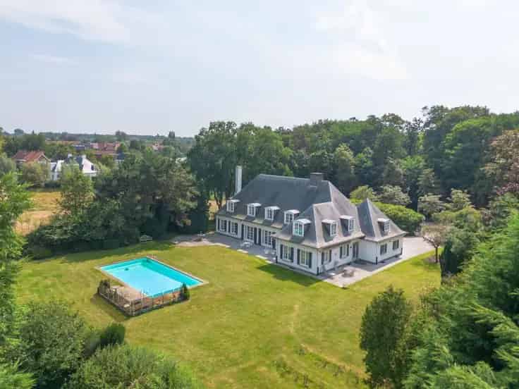 Villa Te Koop Antwerpen: Franse villa in groene oase