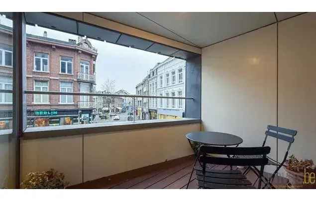 Huur 2 slaapkamer appartement van 100 m² in Antwerp