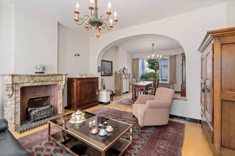 Karaktervolle Ruime Woning Met Atelier En Stadstuin