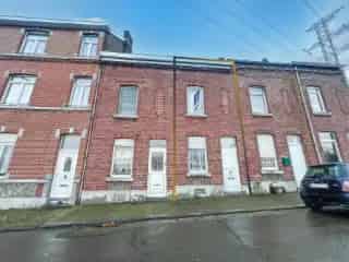 Huis te Koop Seraing - Gerenoveerd - 2 slaapkamers