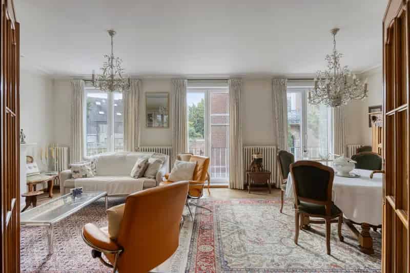 Huis te koop Herent: Charmante woning met tuin en garages