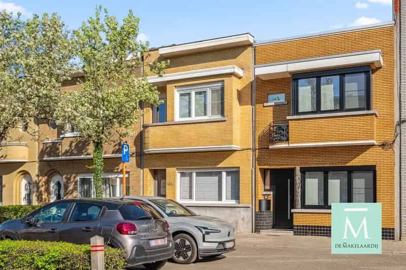 Huis te koop Lier: 2 slaapkamers, terras en tuin