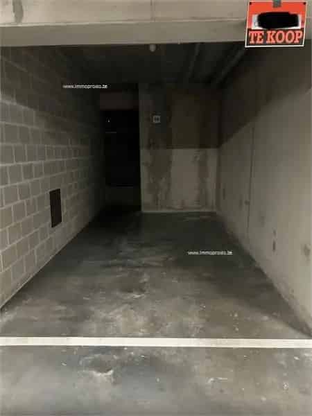 Garage te Koop Knokke - Ruime Autostaanplaats Residentie Promenade