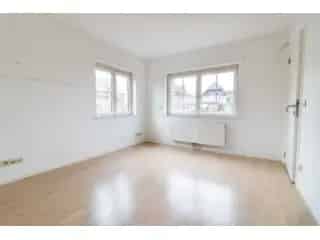 Kantoor te koop Waver 155m² - 4 parkings - Appartement mogelijk