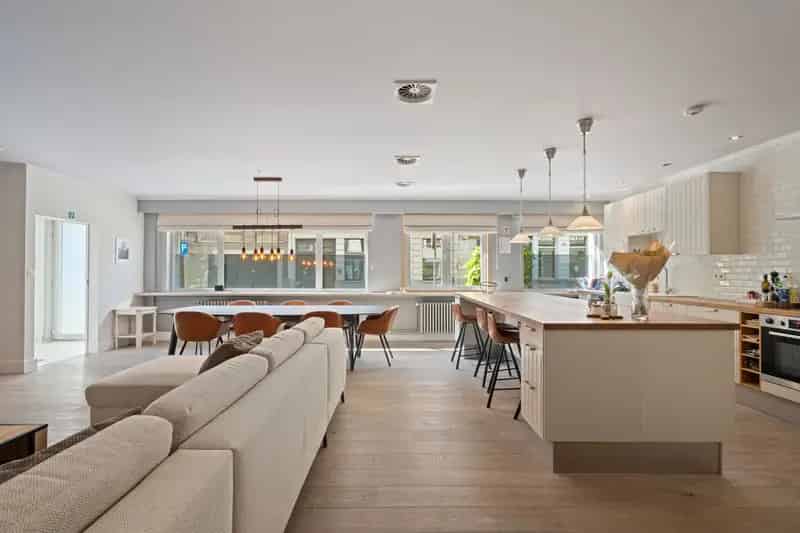 Bijzonder ruim 2-slaapkamerappartement te koop in centrum Gent