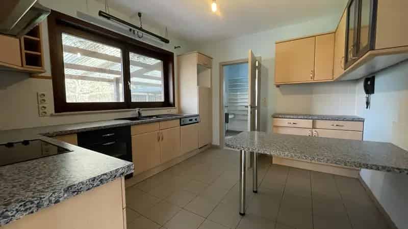 Huis te huur: Instapklare woning met 3 slaapkamers en ruime kelder