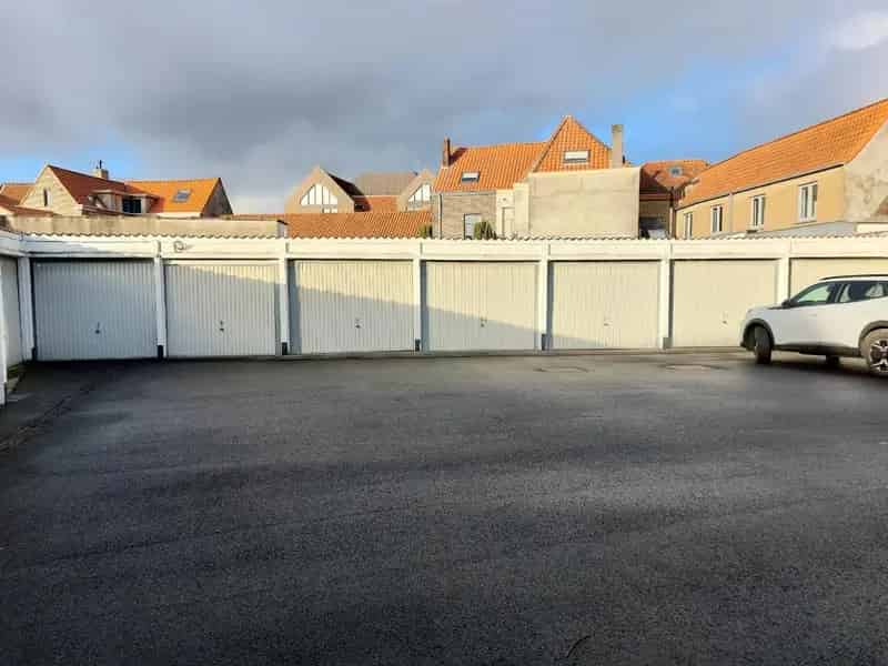 Garagebox te Koop Brugge - Afgesloten Complex