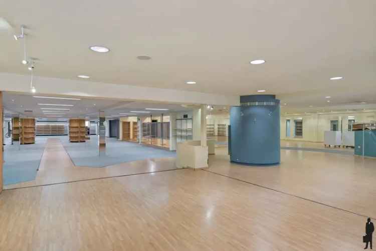 Ruim Winkelpand 1548 m2 29 Parkeerplaatsen