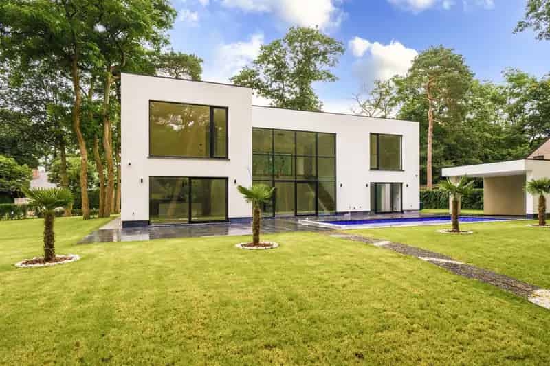 Luxueuze Nieuwbouwvilla Met Zwembad Te Huur
