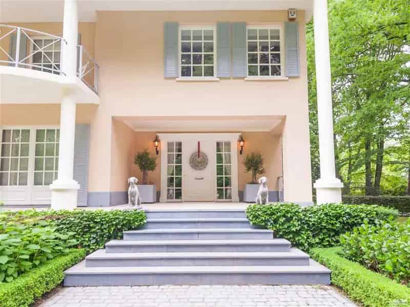 Huis te huur Kapellenbos: luxe villa met binnenzwembad