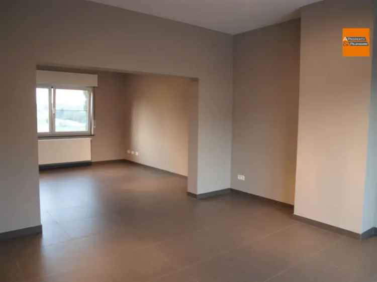 Huis te koop: gerenoveerde woning in landelijke omgeving
