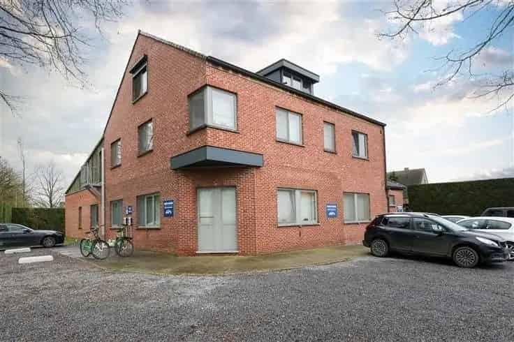 Appartementenblok Te Koop 15 Studentenkamers