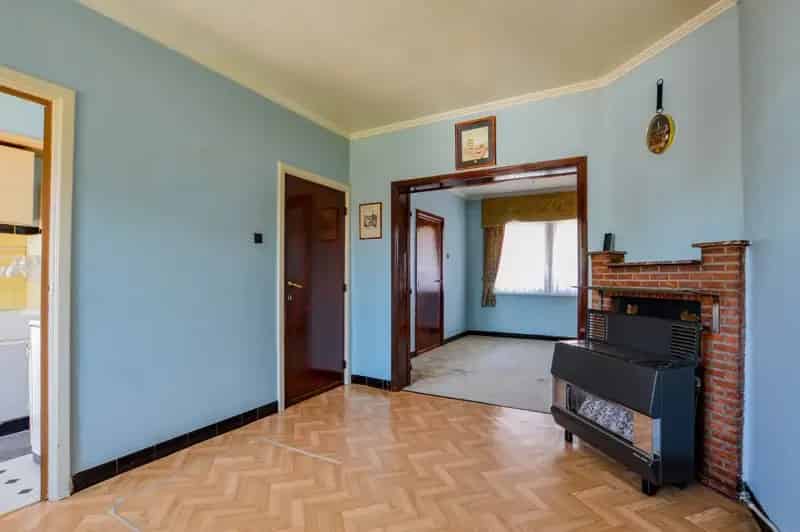 Rijwoning te renoveren Eernegem 3 slaapkamers