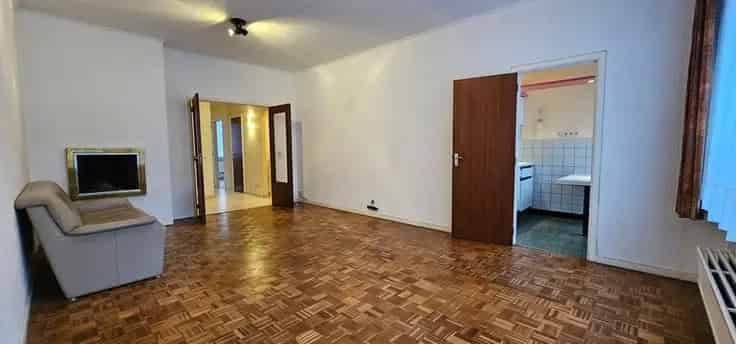 Appartement 2 Slaapkamers Uccle Grote Terras Garagebox