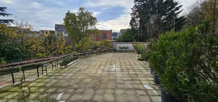 Appartement te koop met 2 slaapkamers en grote terras in Uccle